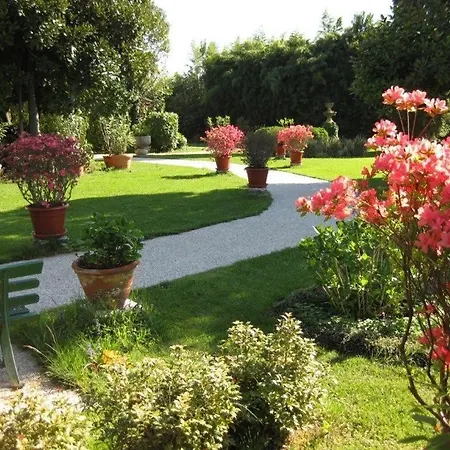 Villa Borgo Mestre Sleeps 8 Pool Wifi *
